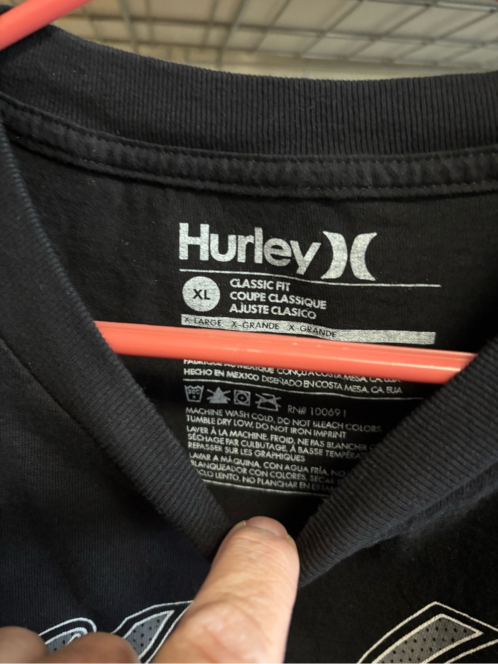Men’s Hurley Tee. XL - Picture 2 of 3